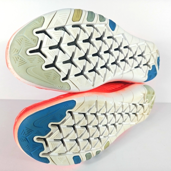 Nike Free Transform Flyknit Pink Womens Size 8 Running Training Shoes 833410-601 - Picture 14 of 16